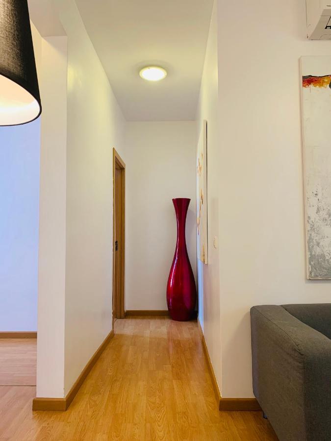 Super Balmes Guest House Barcelona Bagian luar foto