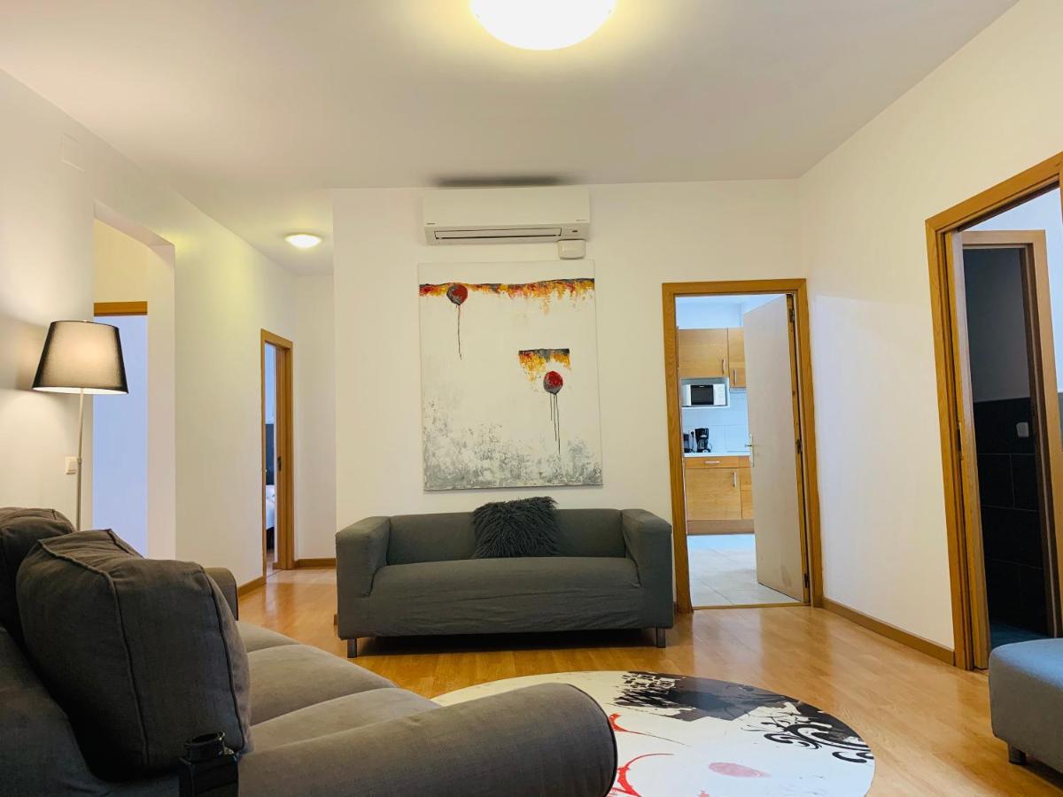 Super Balmes Guest House Barcelona Bagian luar foto