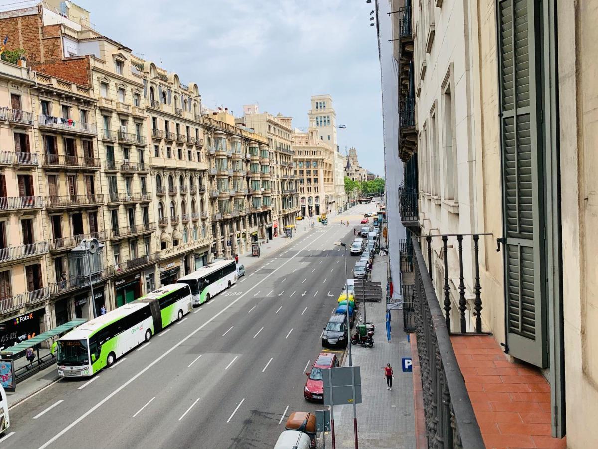 Super Balmes Guest House Barcelona Bagian luar foto