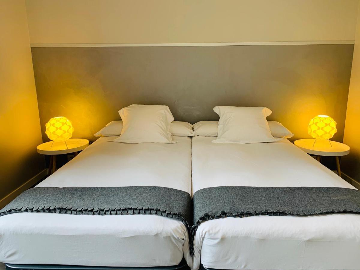Super Balmes Guest House Barcelona Bagian luar foto